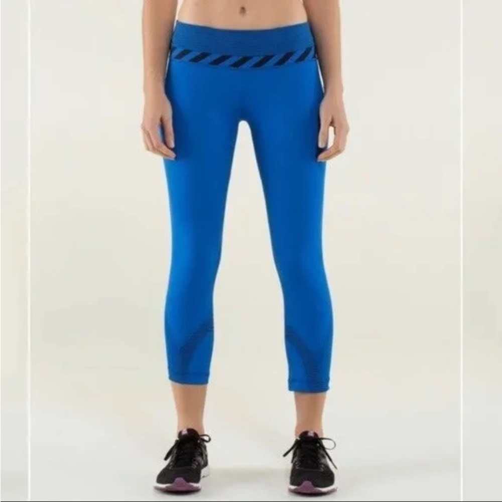 Lululemon leggings size 8 💕💕